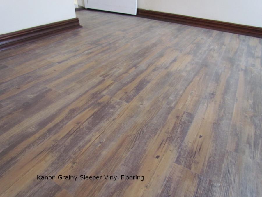 Kanon Grainy Sleeper Vinyl Flooring 20120928008.JPG